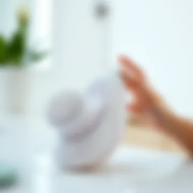 Demonstration of the electric silicone scrubber in use on a smooth surface